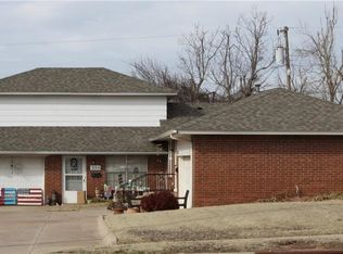 301 W Vandament Ave, Yukon, OK 73099