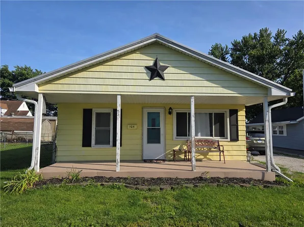 105 W South St, Oakley, IL 62501