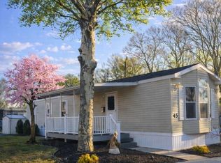 45 Randall Ave, Hazlet, NJ 07734