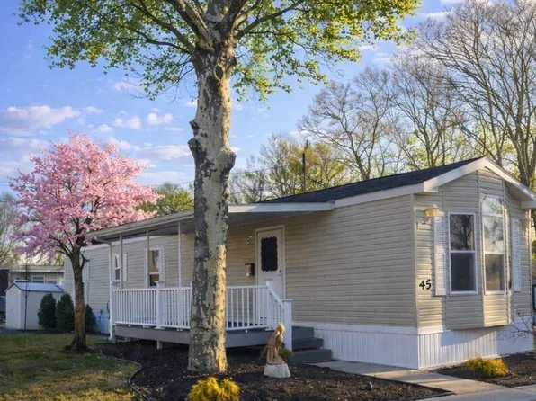 45 Randall Avenue, Hazlet, NJ 07734