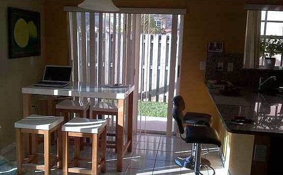 4th image of 162 Granada Ave