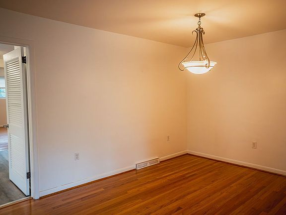 4th image of 814 N Saint Lucas St #816