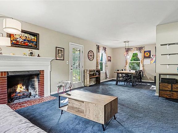 5th image of 611 Candlewood Dr