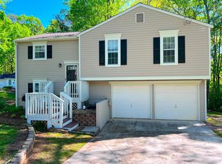 2340 Century Ln, Snellville, GA 30039
