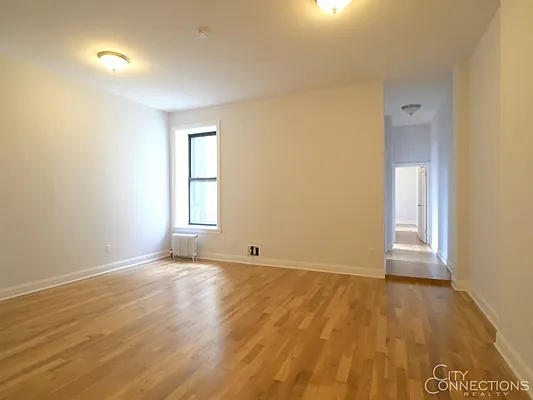 Rented by City Connections Realty | media 21