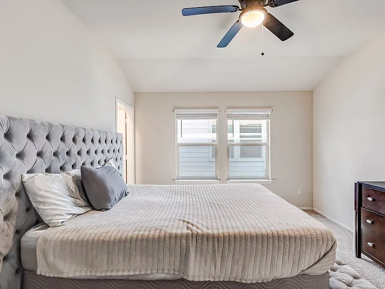 6107 Sally Ride Ln — Photo 20