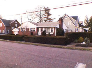 100 E Quackenbush Ave, Dumont, NJ 07628