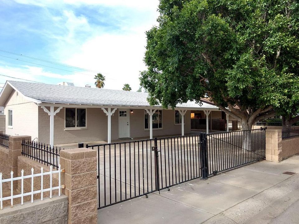 1st image of 3342 W Glenrosa Ave