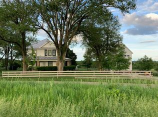 18475 Lober Rd, Weston, MO 64098