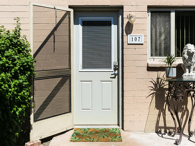 6824 E 2nd St #107 — Photo 22