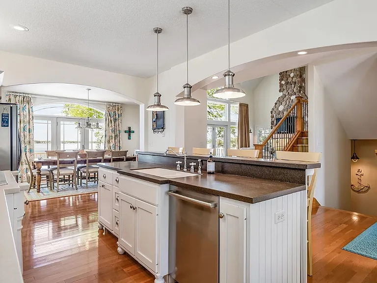 11137 NE Wawasee Dr — Photo 16