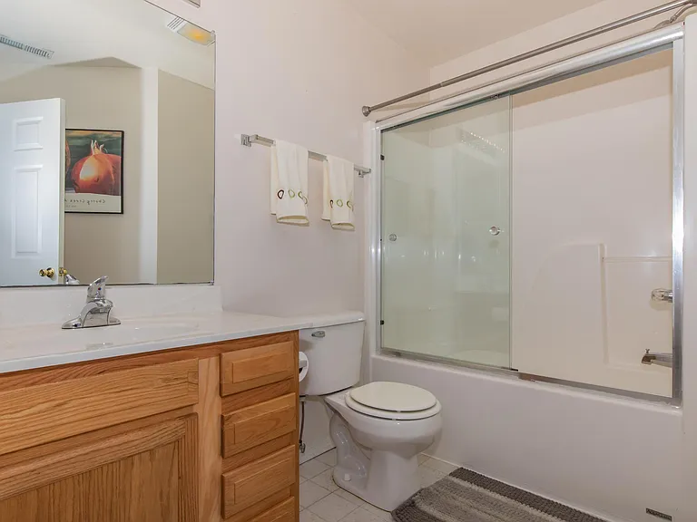 Bloom Apartments — Photo 44