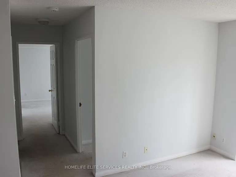 11 Lee Centre Dr #1615 — Photo 10