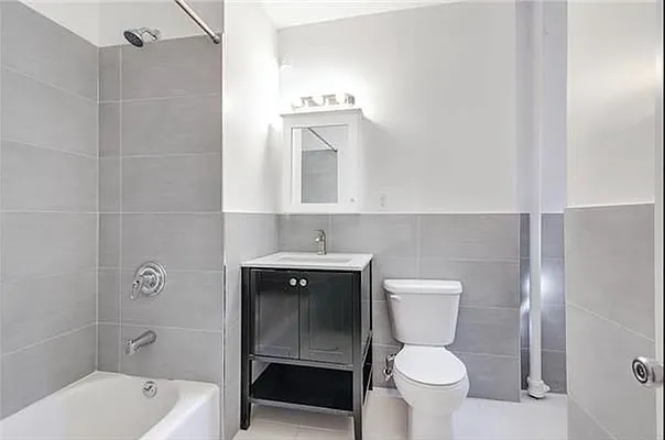 Rented by Highline Residential | media 4