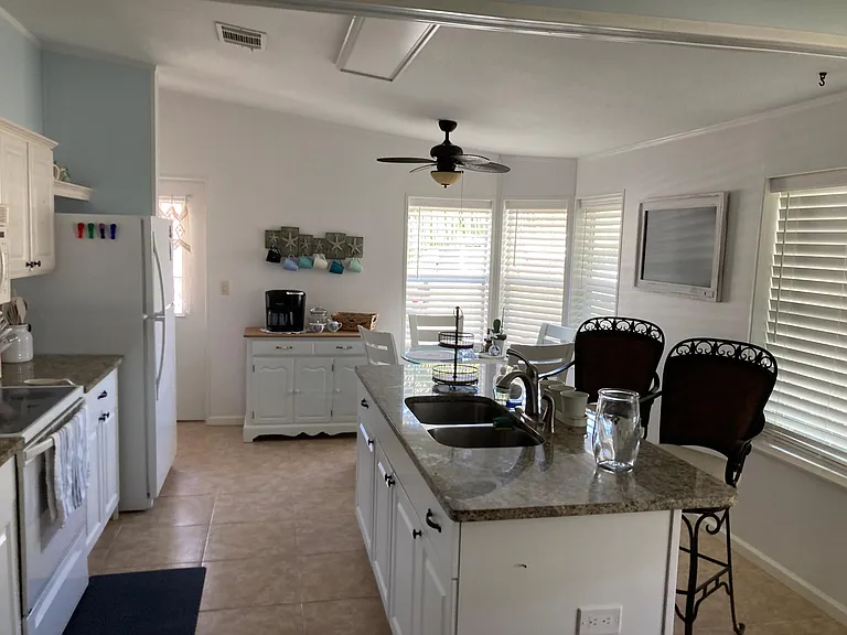 12131 Live Oak Dr — Photo 15