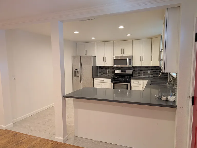 1410 C St — Photo 3