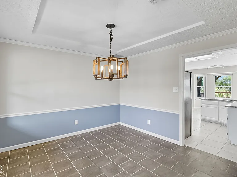 7975 Meadow Bend Cir — Photo 31