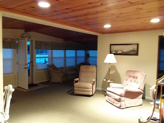 3rd image of 66953 Lakeshore Dr