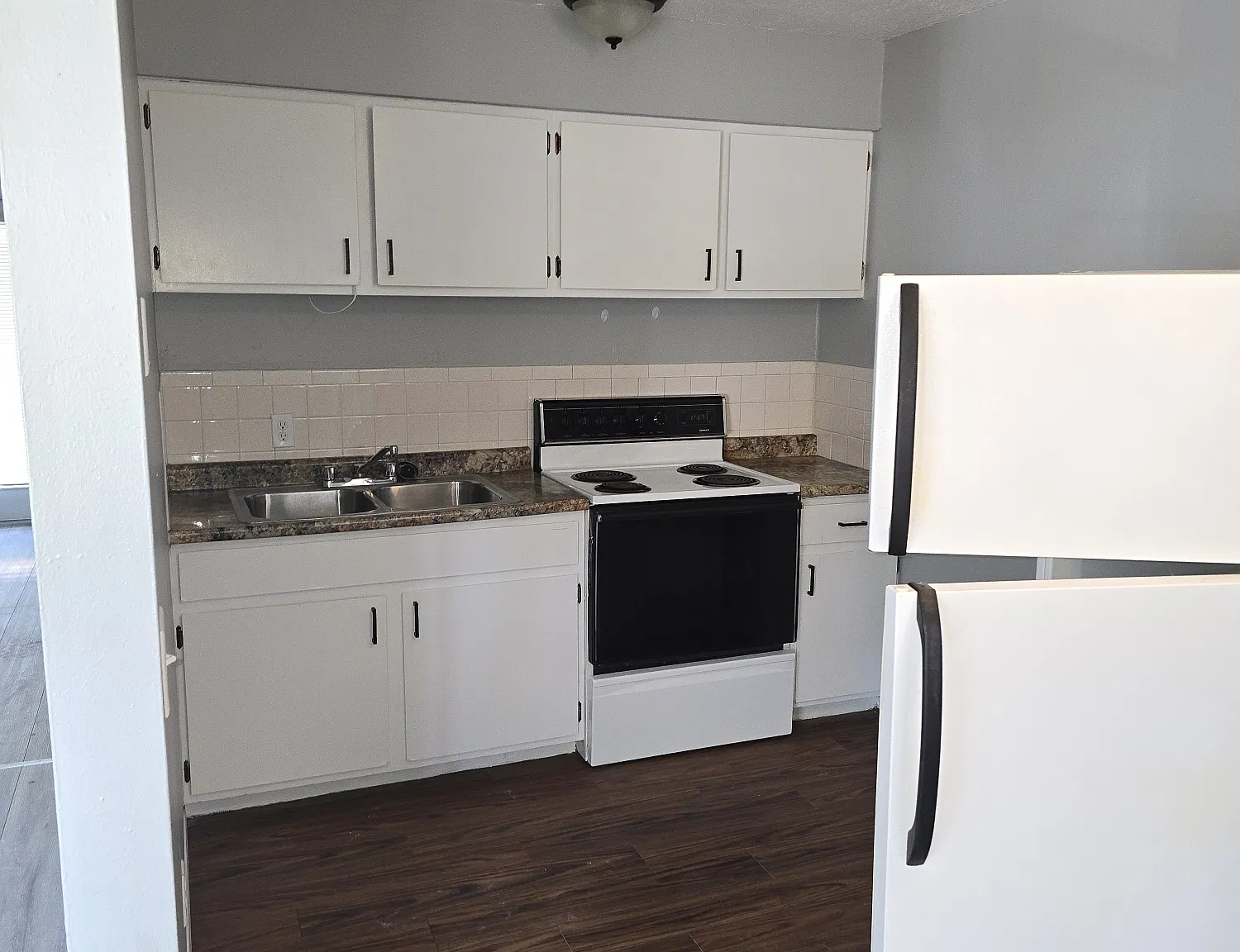 1 bed, 580 sqft, $825 — Photo 3
