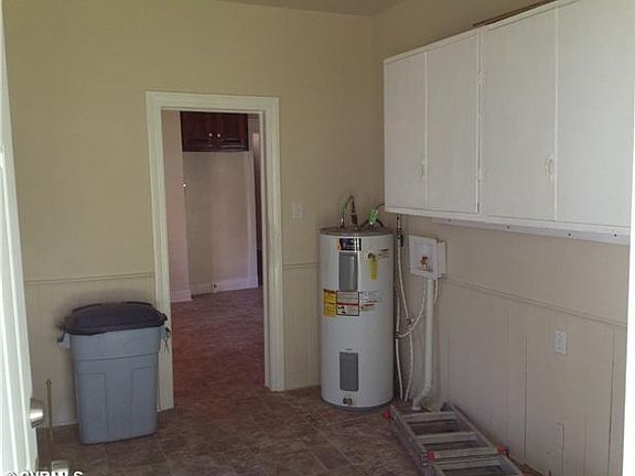3rd image of 5700 Orcutt Ln