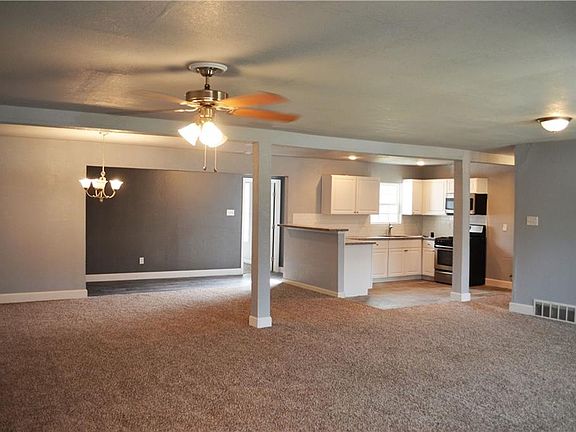 5th image of 1710 Delmar Dr
