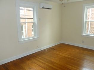 2609 W Grace St, Richmond, VA 23220