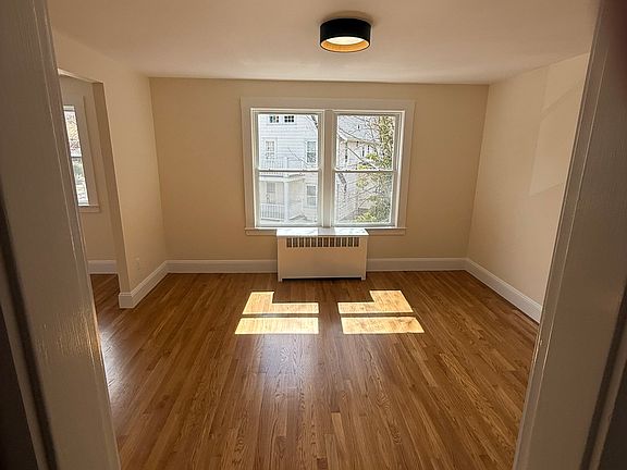 4th image of 3 Williston Rd