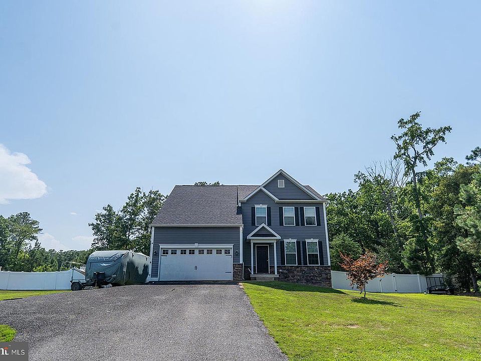 1st image of 19335 Greens Crossing Ct