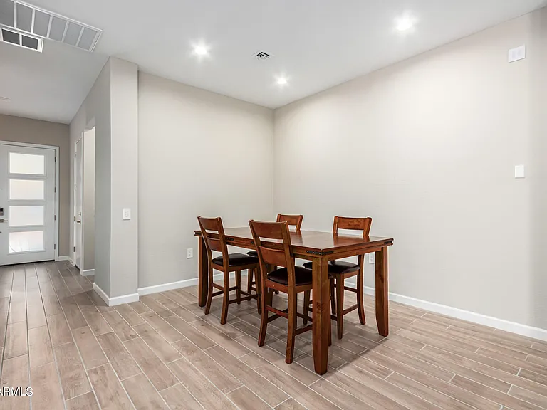 10472 W Adam Ave — Photo 7