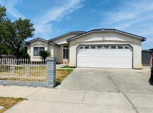 492 Lemonwood Ave, Tulare, CA 93274