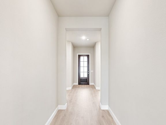 5th image of 3817 Grace Park Ln