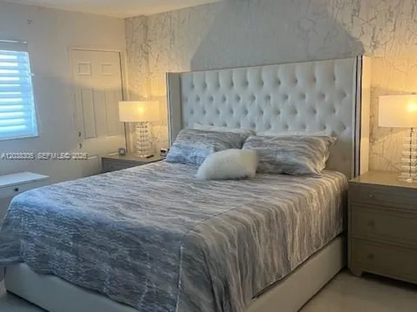 1160 Hillsboro Mile APT 204, Pompano Beach, FL 33062