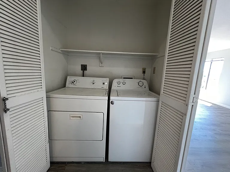 924 S Rancho Santa Fe Rd S #G — Photo 12