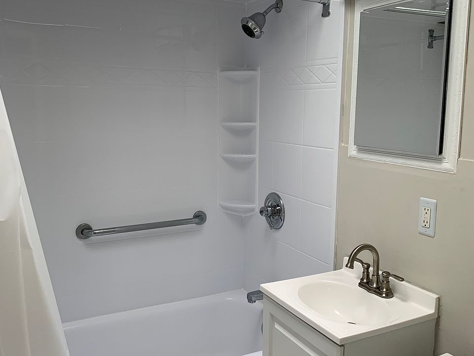 Full bath