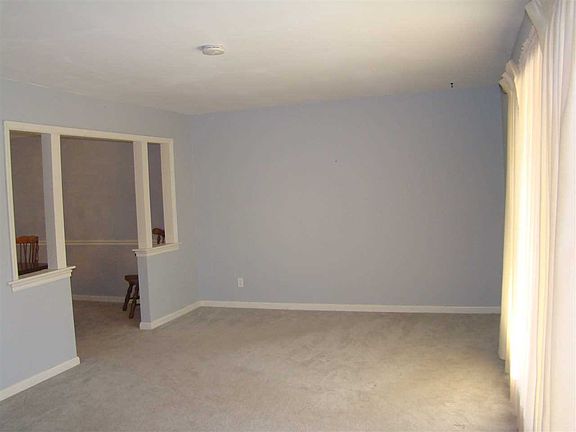 3rd image of 5135 W Sherwood Dr