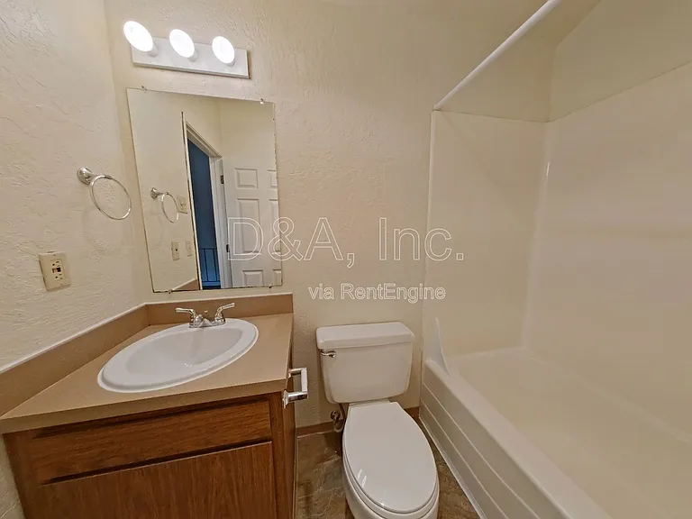 2519 SW Pickford St #C — Photo 8