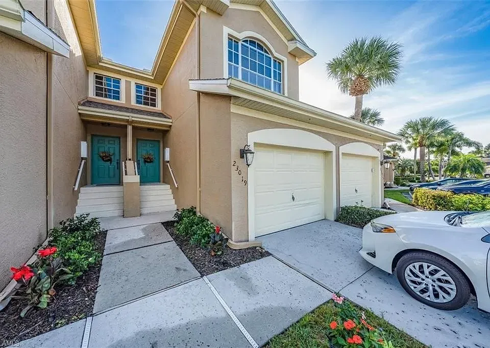 23019 Lone Oak Dr