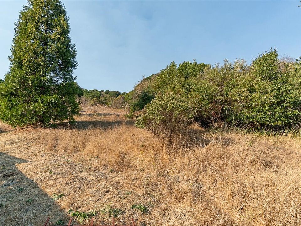 1st image of Knobcone Dr