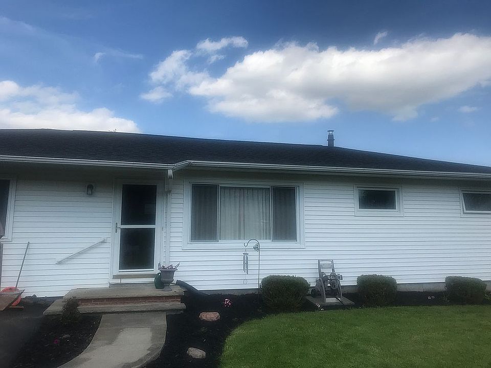 1st image of 227 Marian Dr