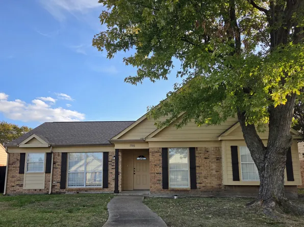 7506 Atlantic Dr, Rowlett, TX 75088