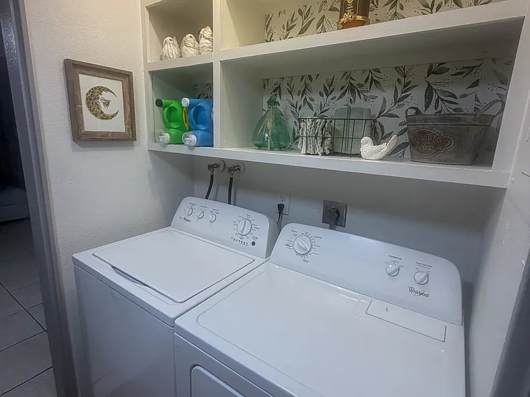 2383 S Apache Dr — Photo 12