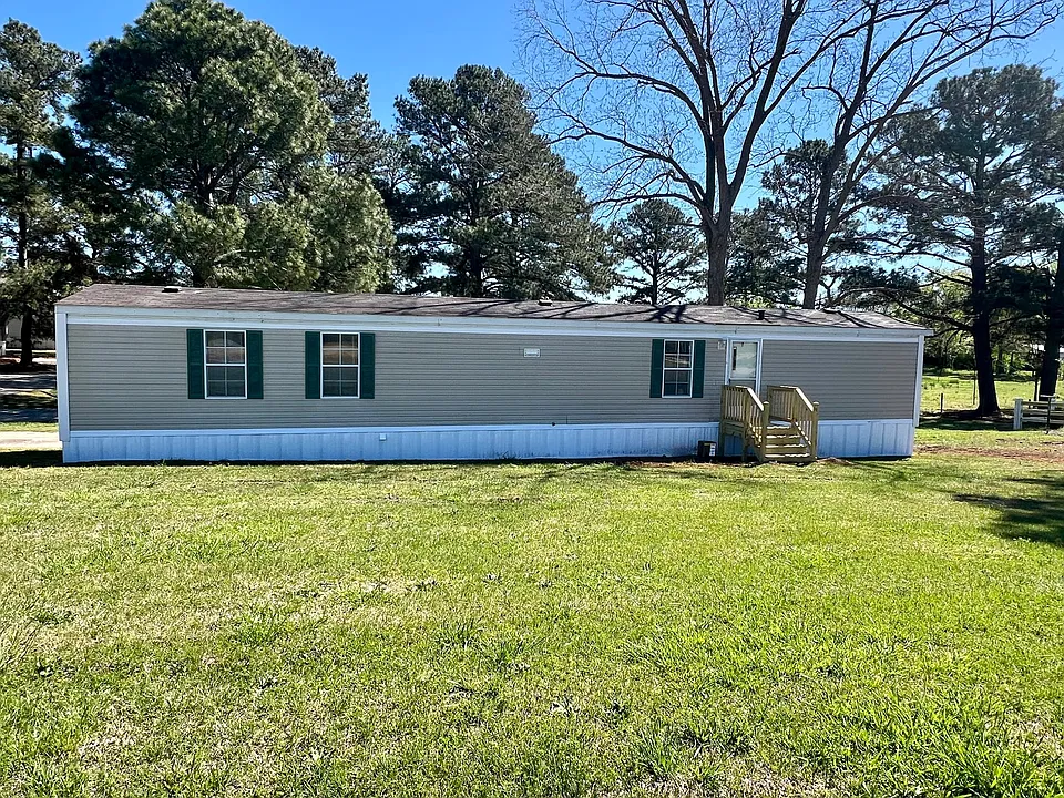 16 Keith St