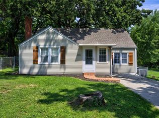 2506 NE 46th St, Kansas City, MO 64116