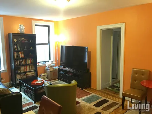 Rented by Living New York | media 8