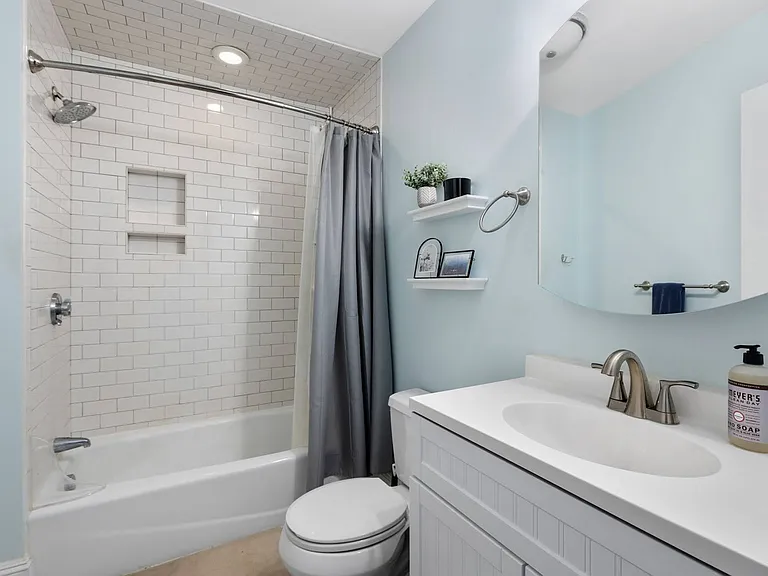 26 Vinton St #1 — Photo 19