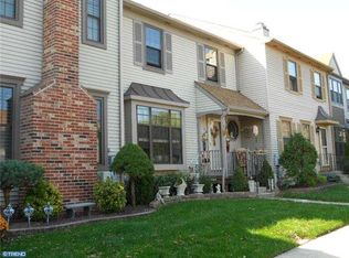 15 Merlot Ct, Marlton, NJ 08053
