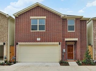 3737 Main Poplar Dr, Houston, TX 77025