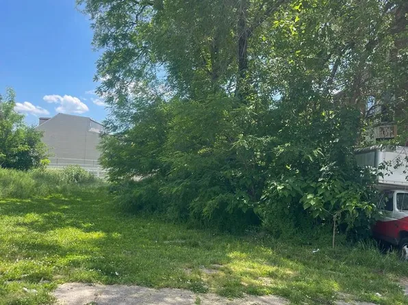 333 Peffer St, Harrisburg, PA 17102