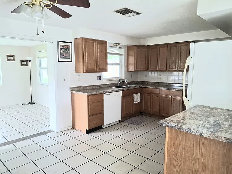 163 Doubloon Dr — Photo 9