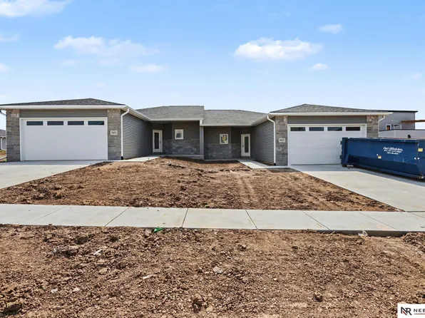 9433 Far Niente Ln, Lincoln, NE 68526